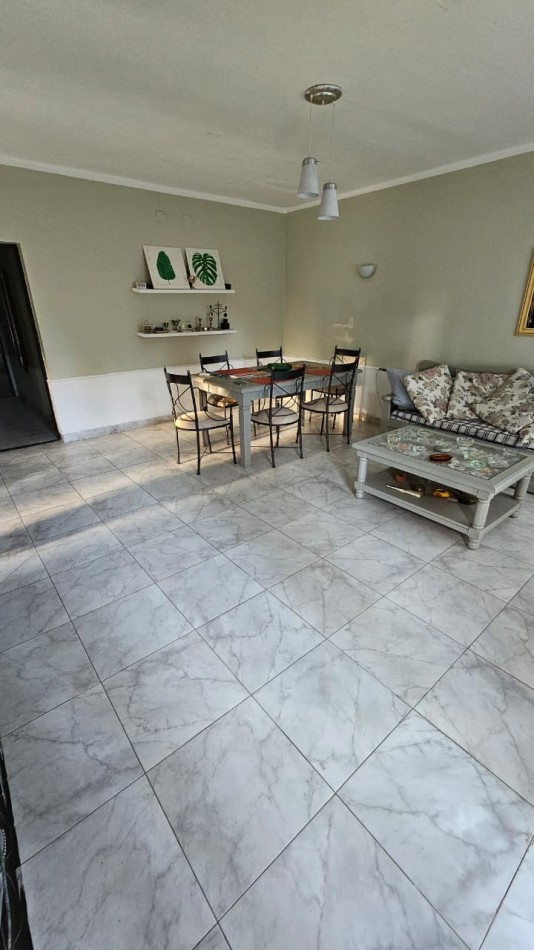 Casa en Alquiler en San Lorenzo