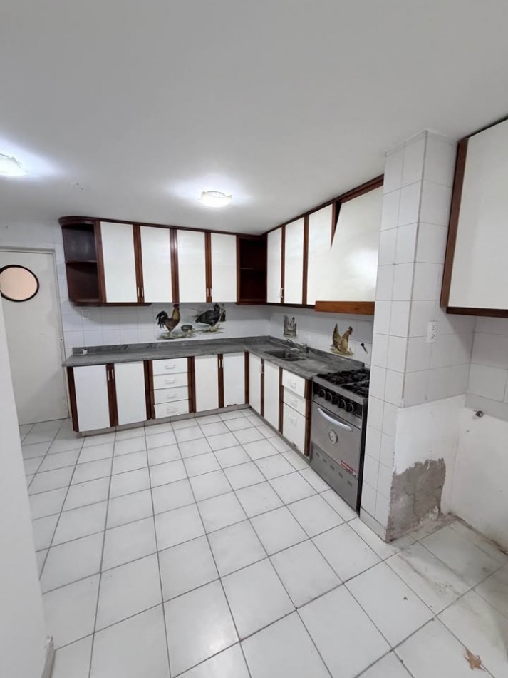  EN VENTA — HERMOSO DUPLEX EN TRES CERRITOS