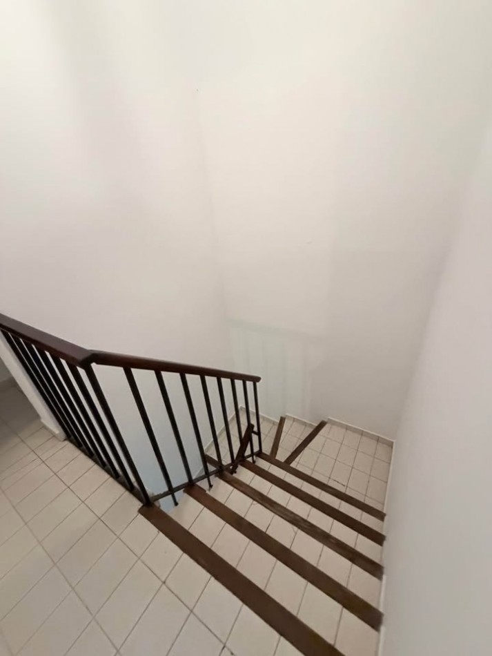  EN VENTA — HERMOSO DUPLEX EN TRES CERRITOS