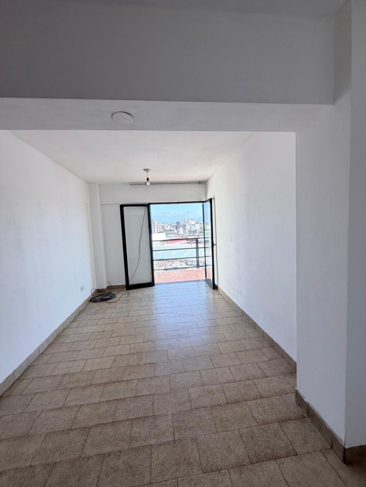 DEPTO EN VENTA DE 1 DORMITORIO EN CALLE SAN MARTIN No 595 