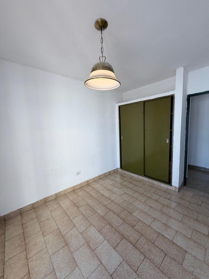 DEPTO EN VENTA DE 1 DORMITORIO EN CALLE SAN MARTIN No 595 