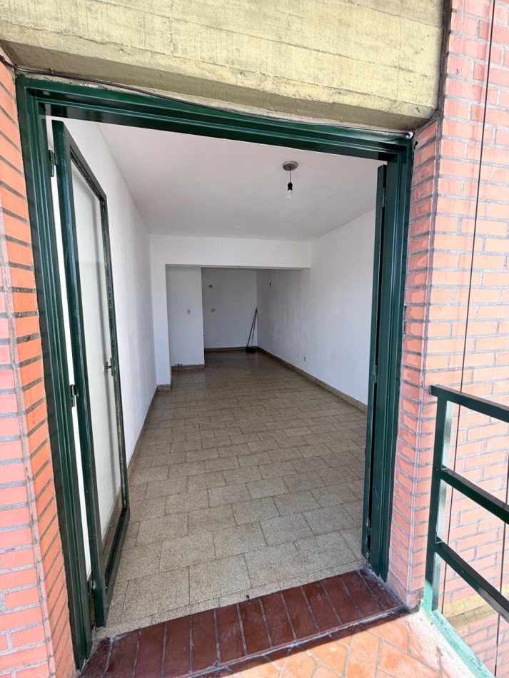 DEPTO EN VENTA DE 1 DORMITORIO EN CALLE SAN MARTIN No 595 
