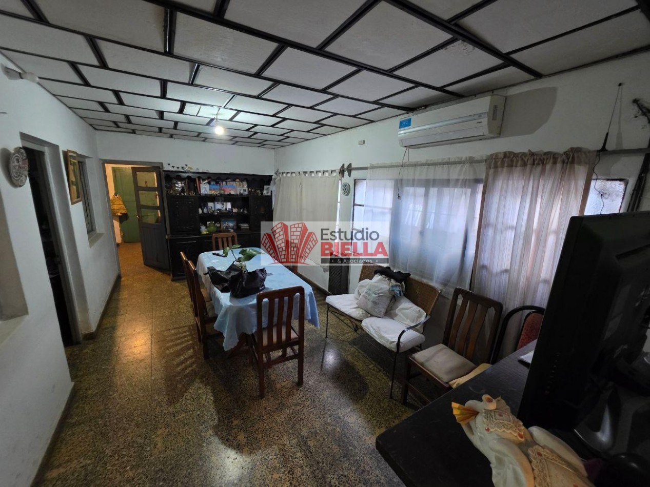 Vivienda con Galpon en venta