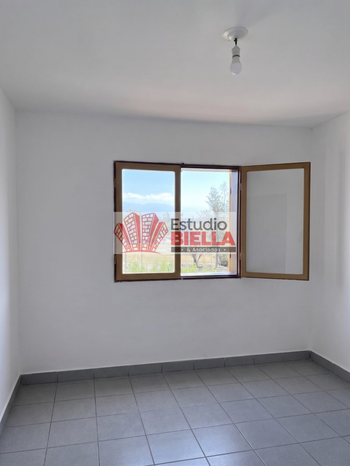 Departamento en complejo Arenales en alquiler